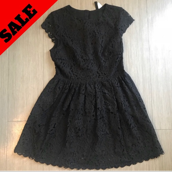 H&M Dresses & Skirts - 🔺FINAL PRICE🔺 H&M DIVIDE BLACK LACE SKATER DRESS